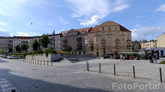 Plac przy Rynku Łazarskim