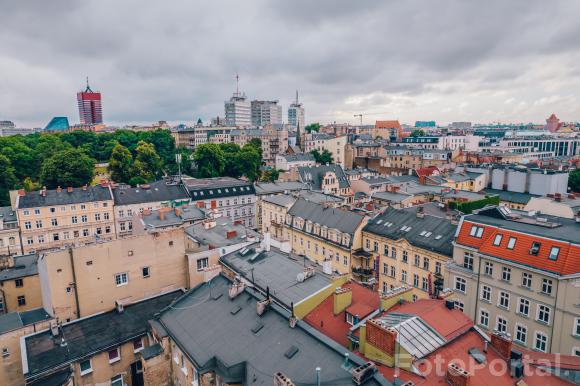 Dachowa panorama Poznania
