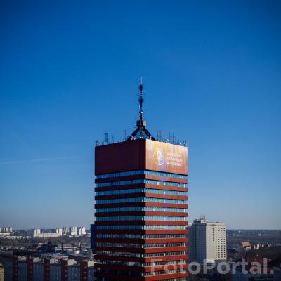 Uniwersytet w świetle