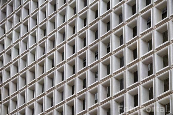 Rytm okien przy Świętym Marcinie