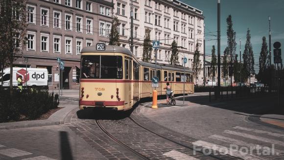 Tyl tramwaju Düwag GT8