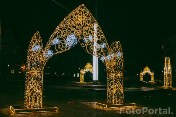 Bramy na Placu Kolegiackim