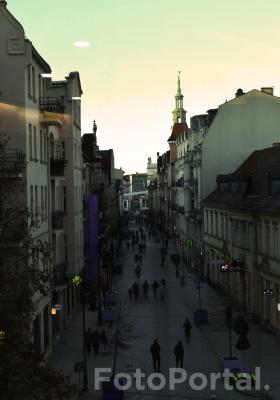 Kupiec Poznański/plac Wiosny Ludów 2