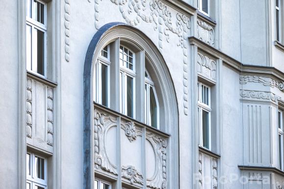 Secesyjne okna przy ulicy Matejki