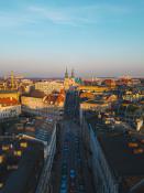 ul. Długa prowadząca do Kościoła św. Franciszka Serafickiego