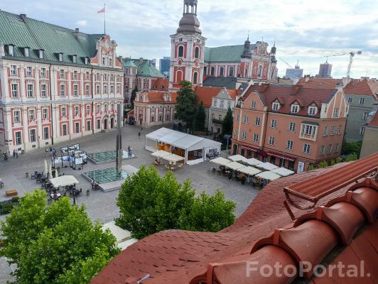 Plac Kolegiacki w Poznaniu