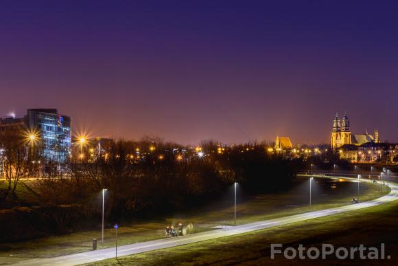 Widok z mostu Rocha na Katedrę