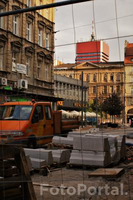 Słoneczny letni Poznań zdominowany przez remont