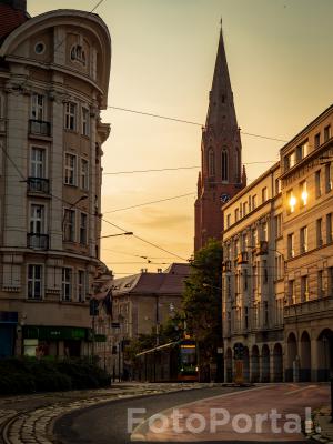 Zachód na Fredry