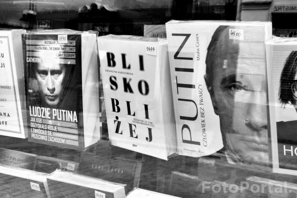 P1860592 Ludzie Putina Blisko Bliżej Putin.JPG