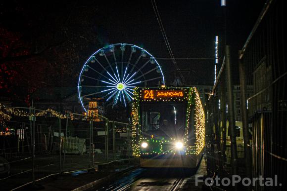 Świąteczny Bimba na placu wolności