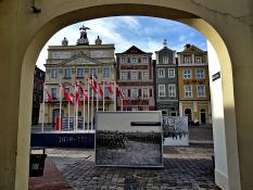 Stary Rynek przed Świętem Niepodległości