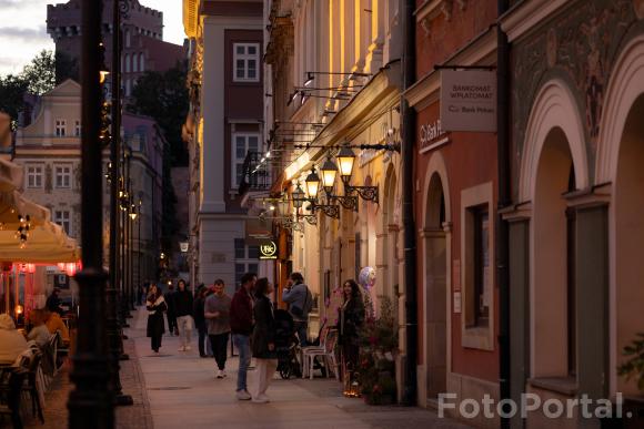 Naszy wspaniały tętniący życiem Stary Rynek