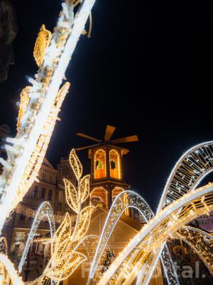 Noc pełna świateł