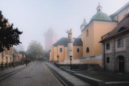 Mglisty poranek na Starym Mieście