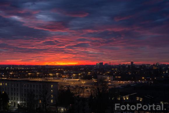 Magiczne niebo nad os. Warszawskim