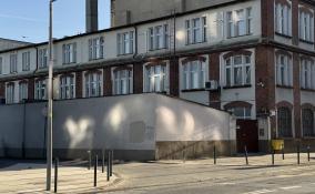 Mural stworzony przez słońce