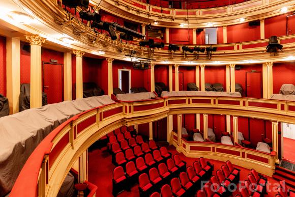 Teatr Polski 8