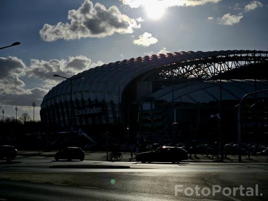 Zachodzący stadion