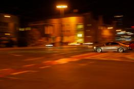 Migiem przez ul. Niepodległości