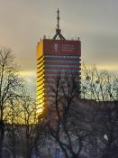 Blaski i cienie budynku UEP