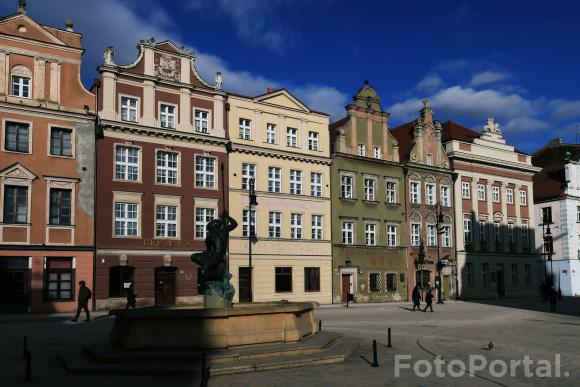 Okna na rynku Poznania