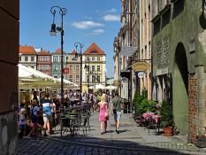 W upalne letnie popołudnie. Stary Rynek